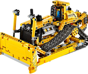 LEGO Technic  Bulldozer - 42028