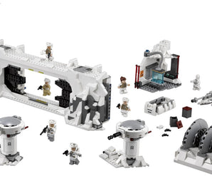 LEGO Star Wars UCS Aanval op Hoth - 75098