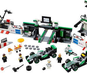 LEGO Speed Champions Mercedes-AMG Petronas Formula One Team - 75883